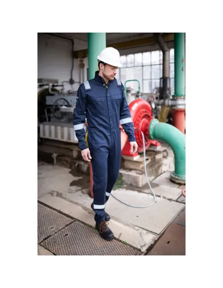 XILD multiprotective coverall with bands
